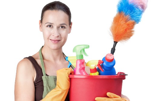 Facade cleaning service for SE16 residential and commercial buildings